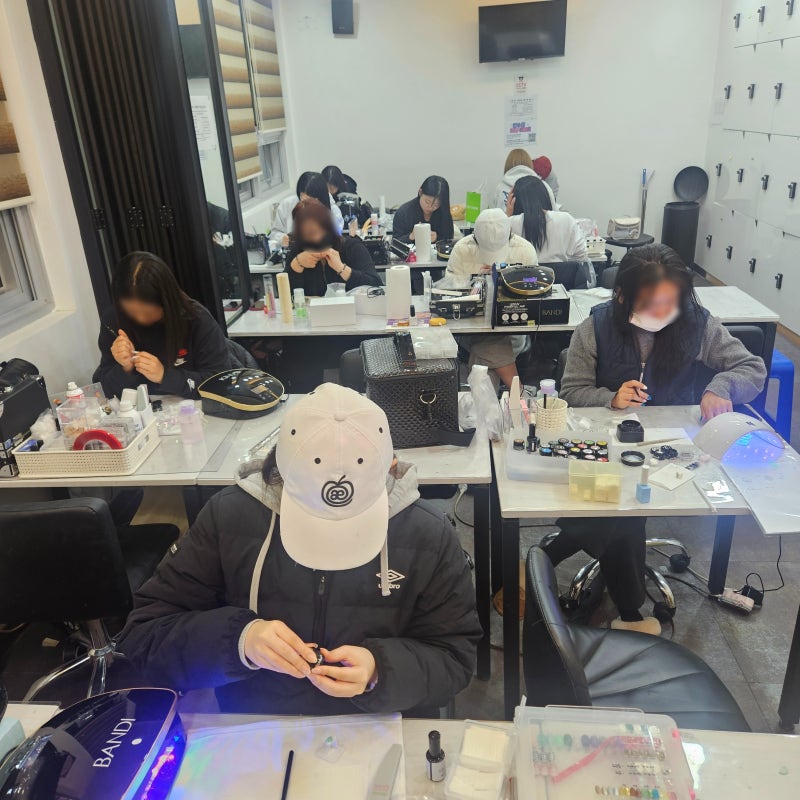 전주네일학원 창업까지 8개월 초보도 가능할까